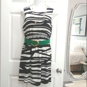 AA Studio b&w zebra print wide crew neck sleeveless work dress size 16